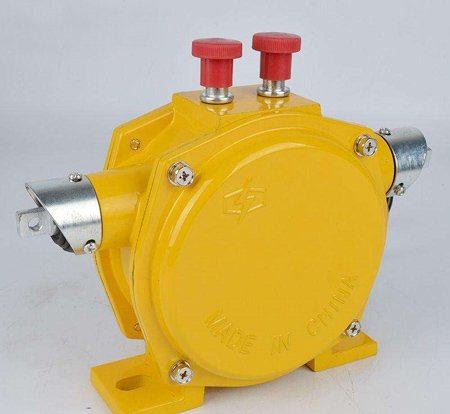 DC20-450V/10A拉線開關(guān)XTD-KR-FC、DCX-K-1DCX-K-2雙向拉繩開關(guān)拉線傳感器價(jià)格